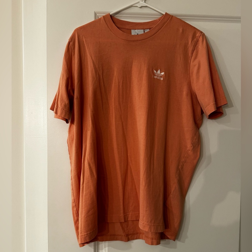 Men’s size L Adidas t-shirt